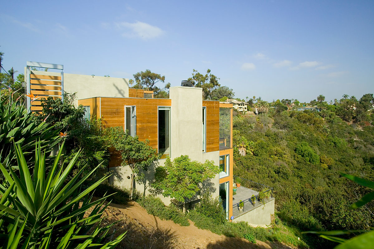 Two Canyon Houses by Safdie Rabines Architects