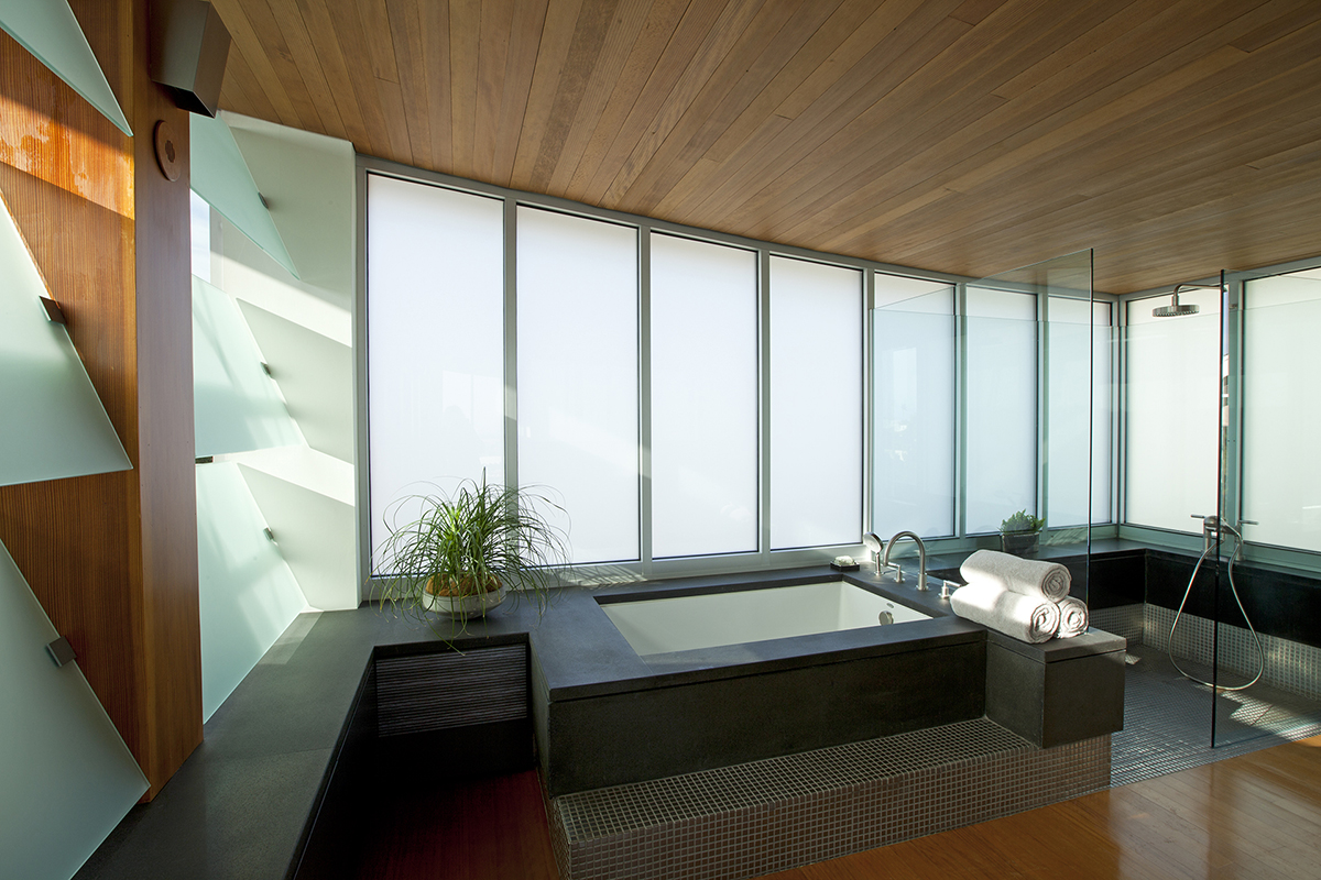 Wave House by Safdie Rabines Architects