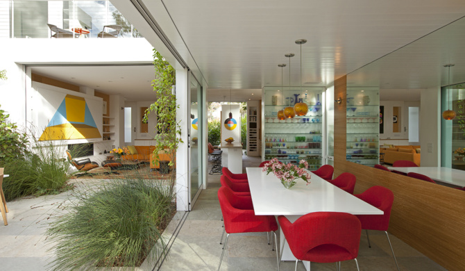 Goldfinch Canyon House by Safdie Rabines Architects