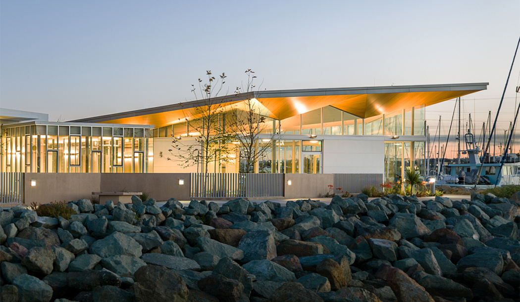 National City Aquatic Center by Safdie Rabines Architects