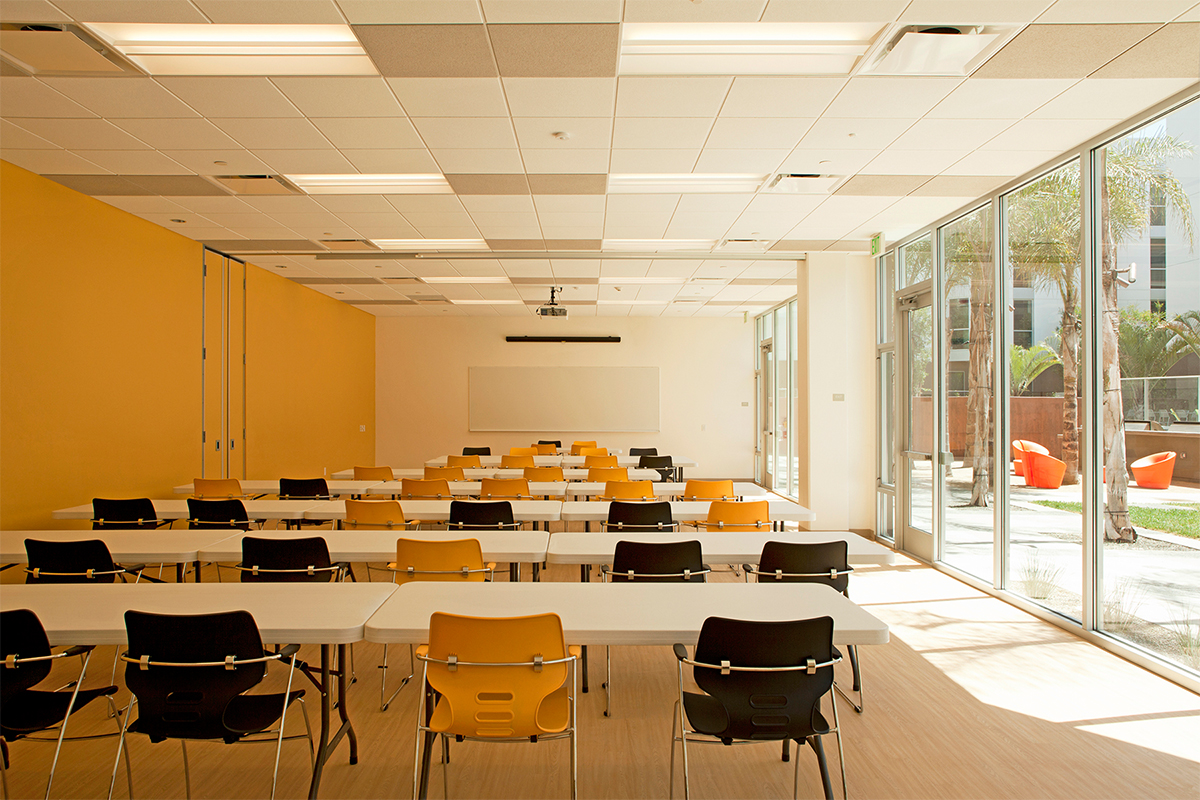 The QUAD by Safdie Rabines Architects