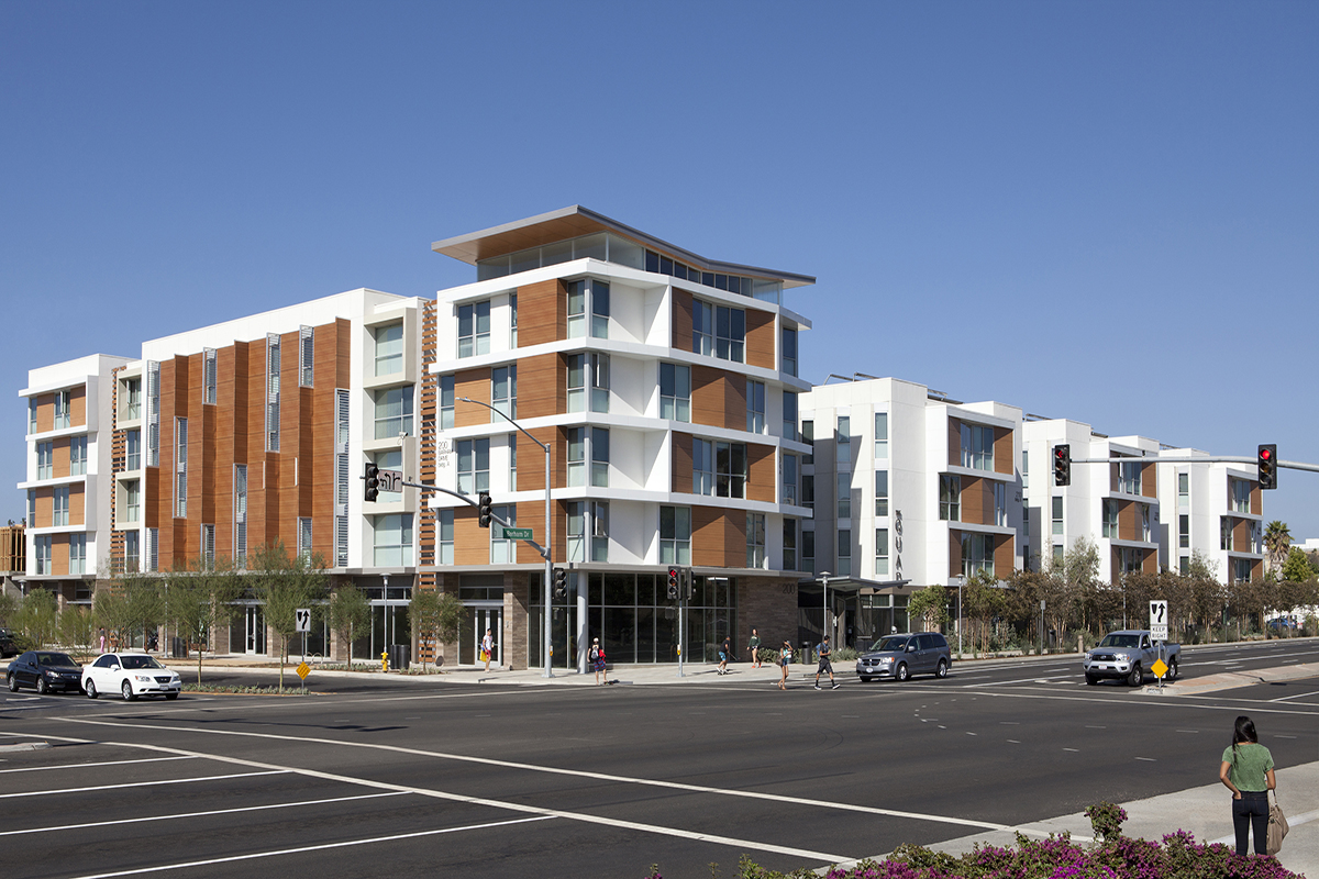 The QUAD by Safdie Rabines Architects