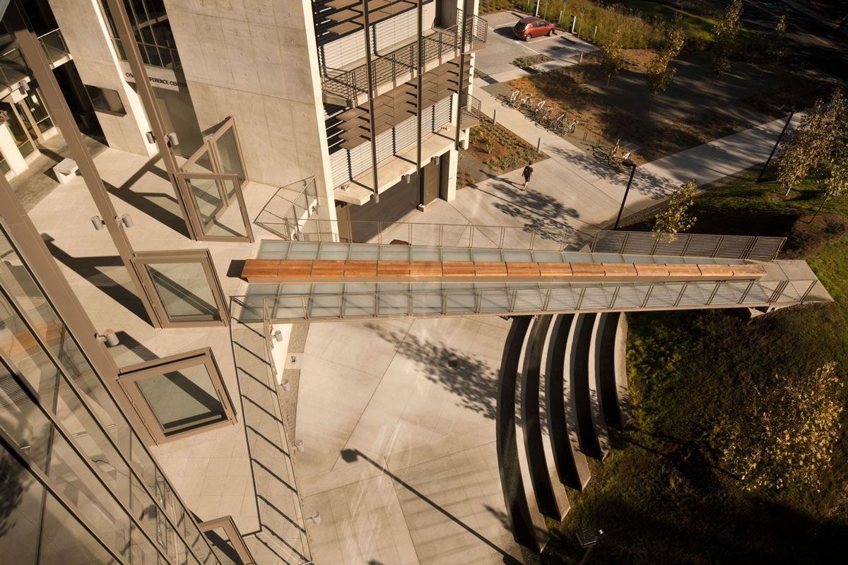 Structural and Materials Engineering Building at UCSD
