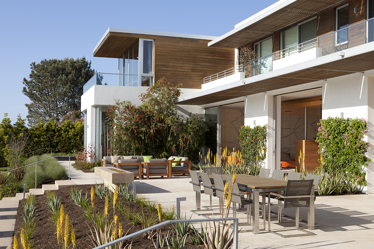 Observatory House by Safdie Rabines Architects